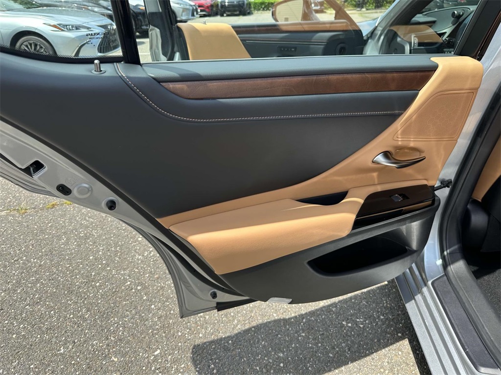 used 2023 Lexus ES car, priced at $41,975
