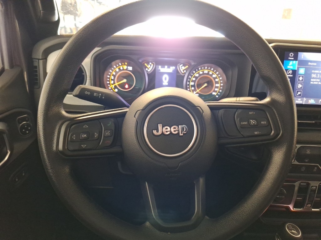 used 2024 Jeep Gladiator car, priced at $40,550
