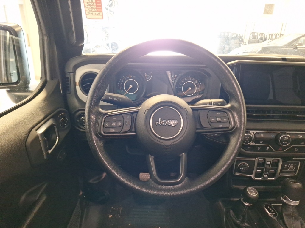used 2024 Jeep Gladiator car, priced at $40,550