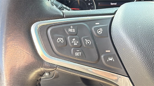 used 2022 Chevrolet Equinox car, priced at $23,899