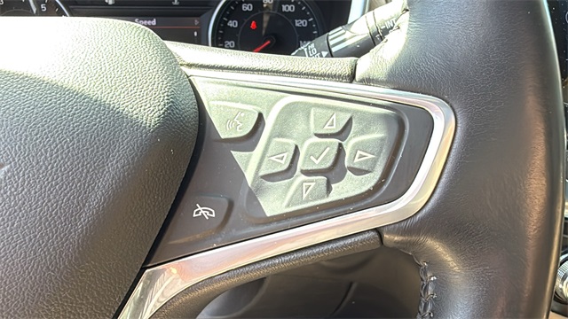 used 2022 Chevrolet Equinox car, priced at $23,899