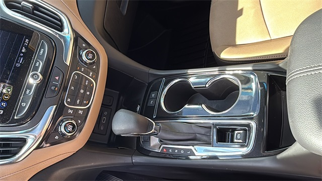 used 2022 Chevrolet Equinox car, priced at $23,899