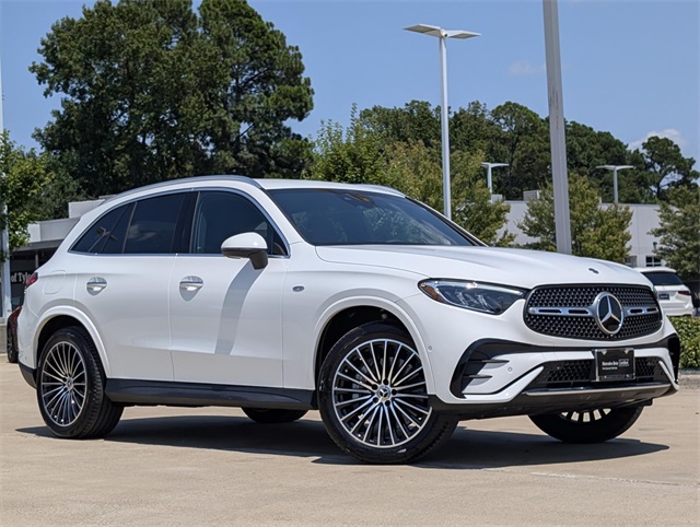 used 2025 Mercedes-Benz GLC car, priced at $60,722