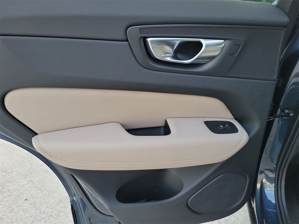 new 2026 Volvo XC60 Plug-In Hybrid car, priced at $60,245