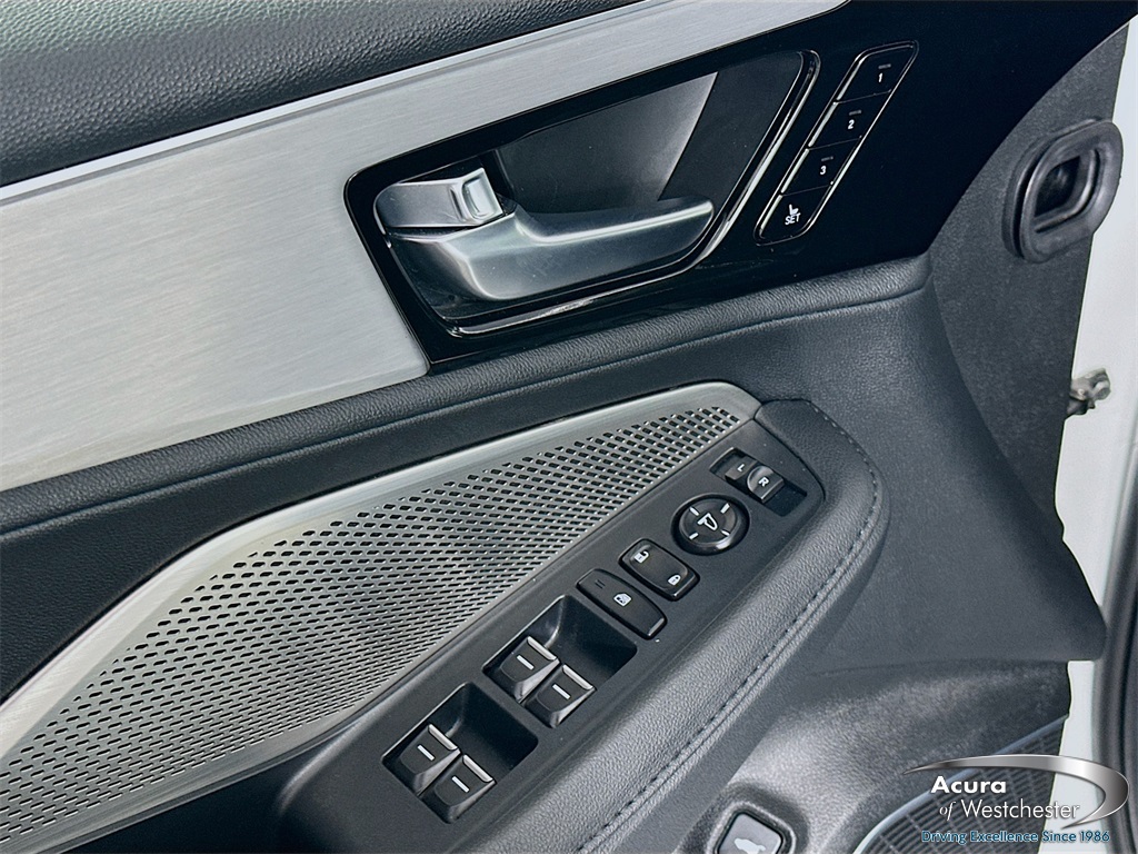 used 2023 Acura MDX car, priced at $37,499