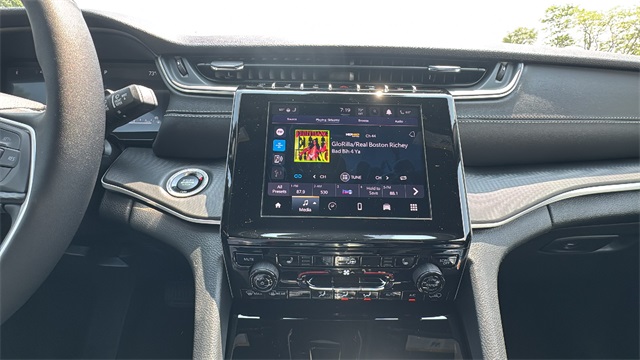 new 2025 Jeep Grand Cherokee L car, priced at $44,565