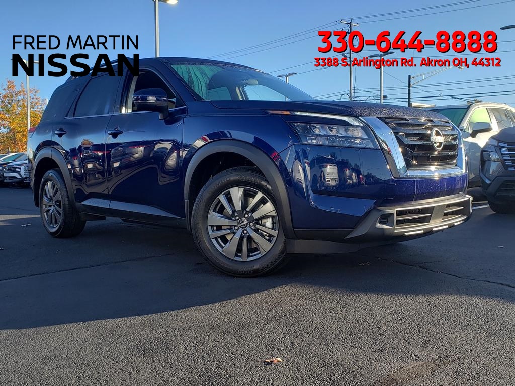 new 2025 Nissan Pathfinder car, priced at $35,108