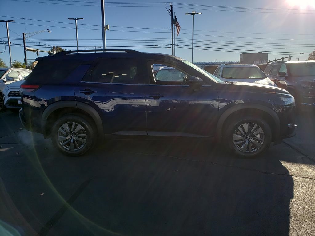 new 2025 Nissan Pathfinder car, priced at $35,108