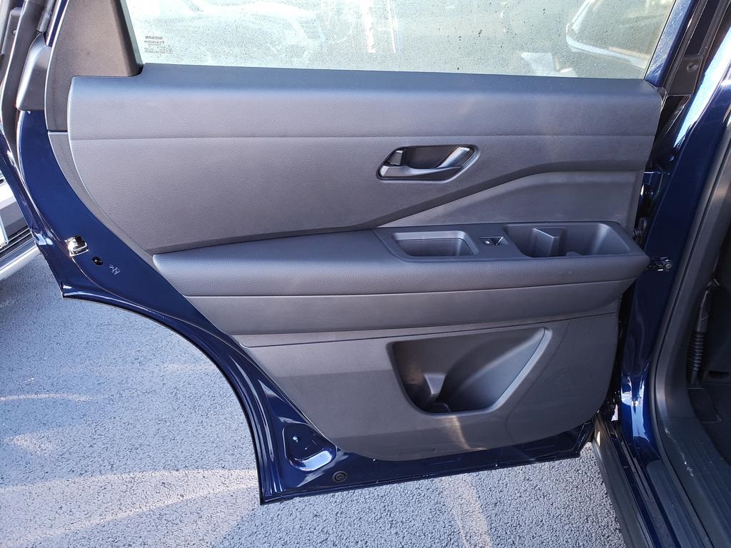 new 2025 Nissan Pathfinder car, priced at $35,108