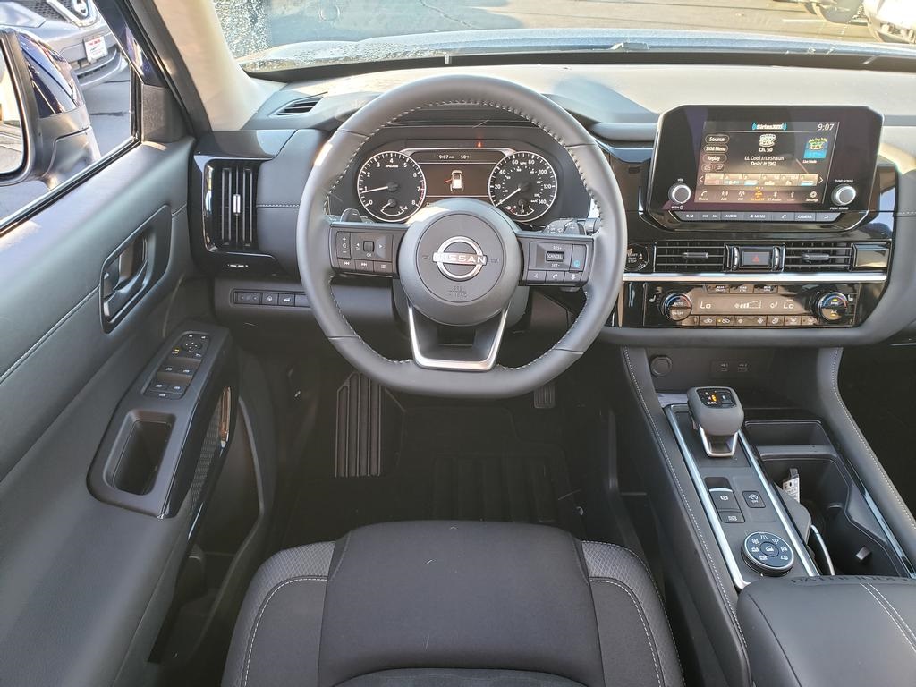 new 2025 Nissan Pathfinder car, priced at $35,108