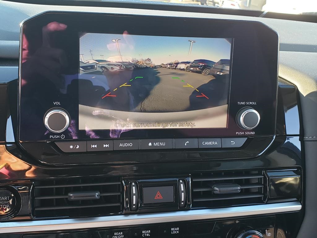 new 2025 Nissan Pathfinder car, priced at $35,108