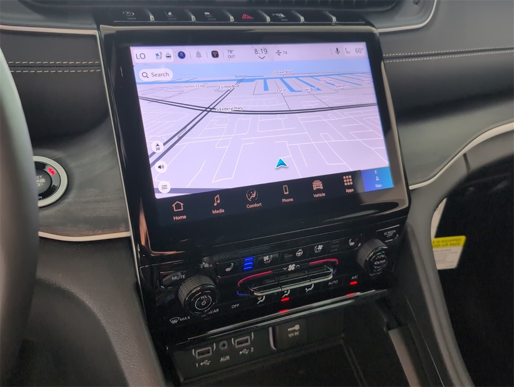 new 2025 Jeep Grand Cherokee car, priced at $48,680