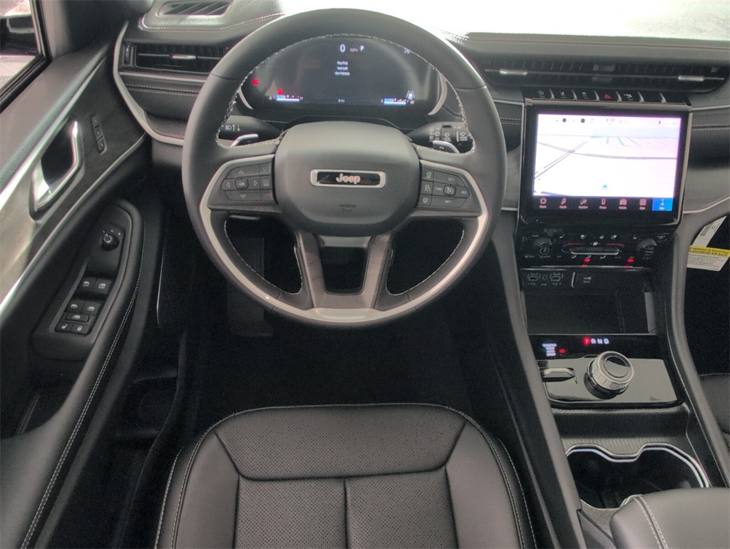 new 2025 Jeep Grand Cherokee car, priced at $48,680