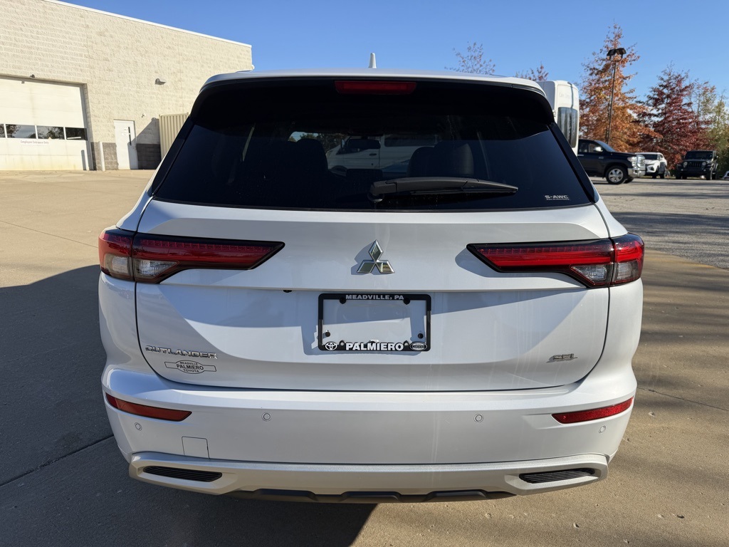used 2023 Mitsubishi Outlander car, priced at $28,903