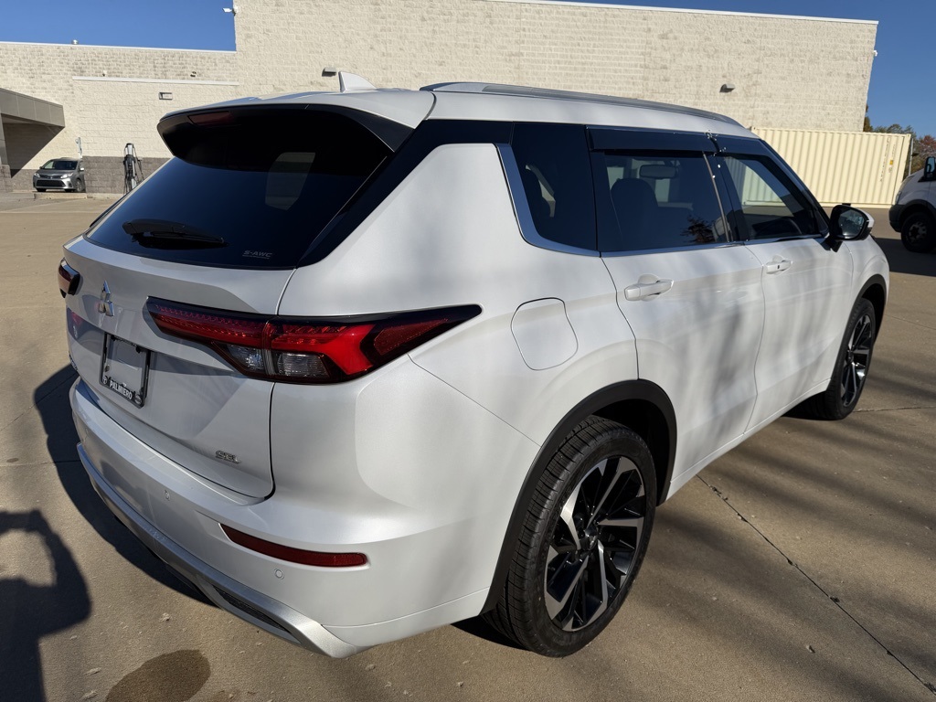 used 2023 Mitsubishi Outlander car, priced at $28,903