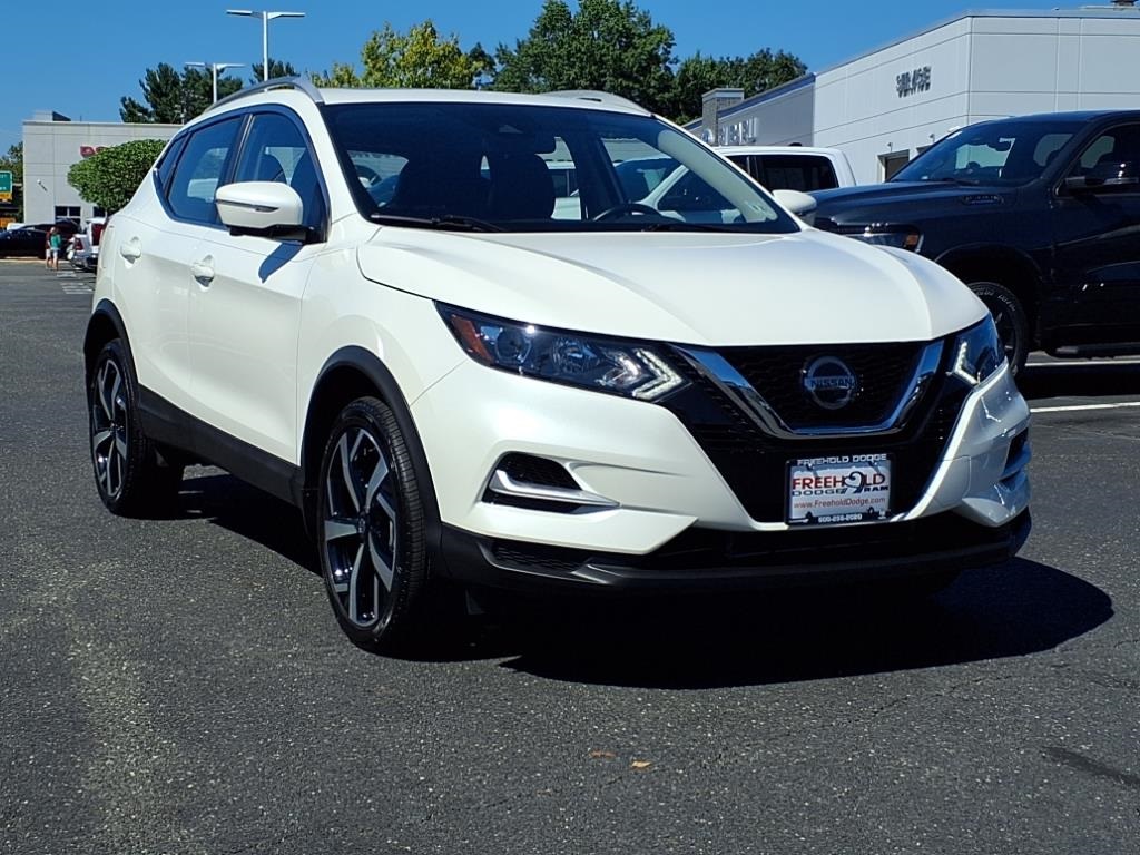 used 2020 Nissan Rogue Sport car, priced at $21,500