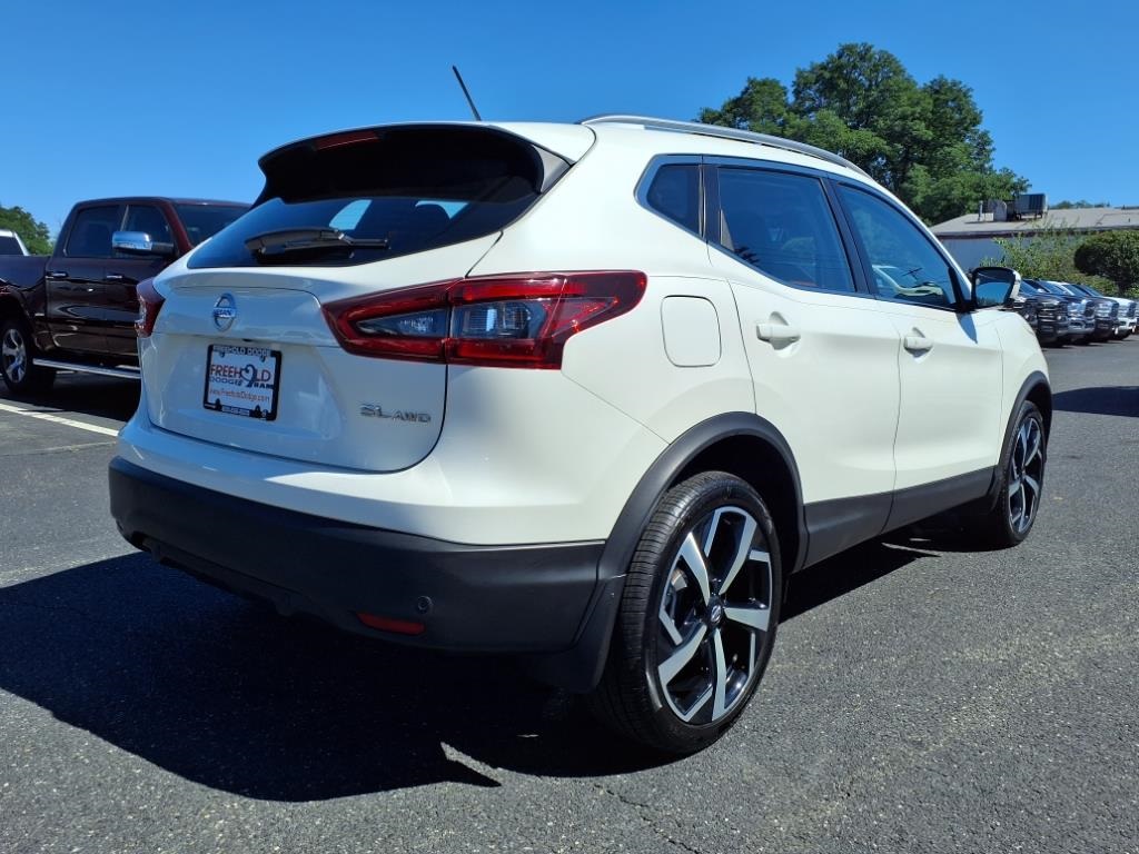 used 2020 Nissan Rogue Sport car, priced at $19,900