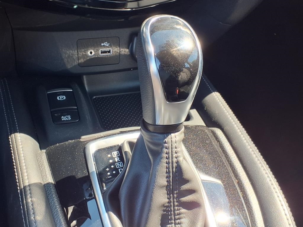 used 2020 Nissan Rogue Sport car, priced at $19,900
