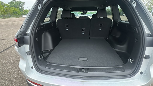 new 2025 Jeep Grand Cherokee car, priced at $45,744