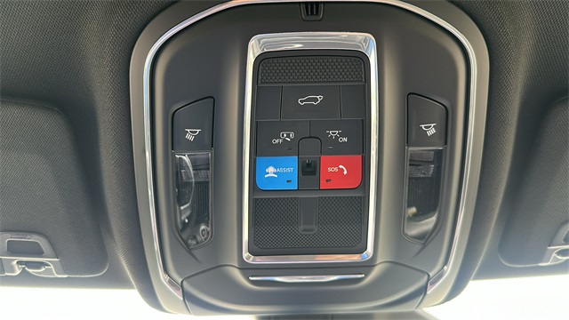 new 2025 Jeep Grand Cherokee car, priced at $45,744