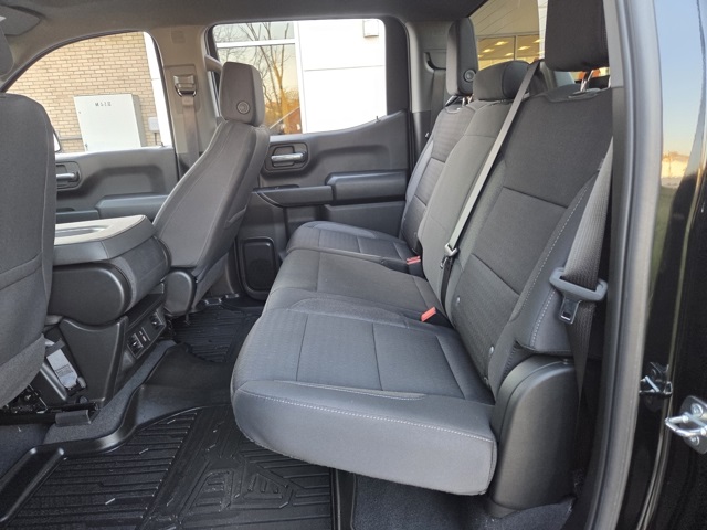 used 2024 GMC Sierra 1500 car, priced at $39,577