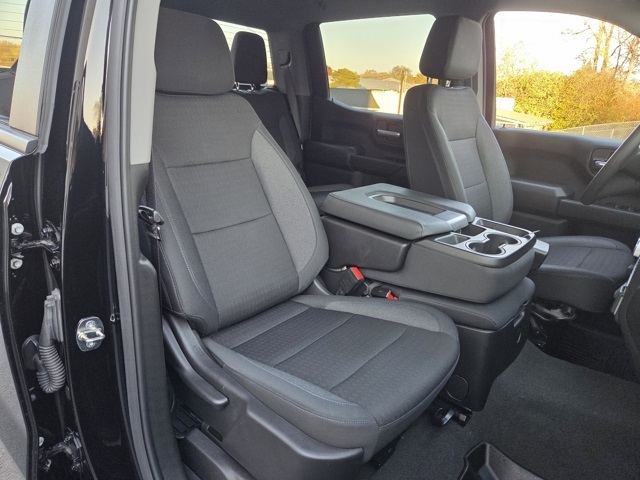 used 2024 GMC Sierra 1500 car, priced at $39,577