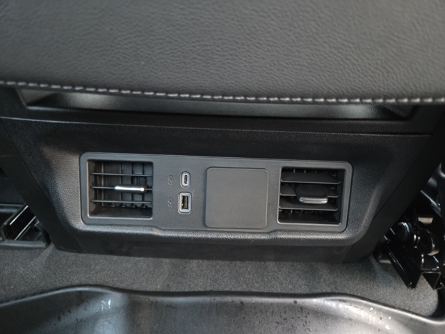 used 2024 GMC Sierra 1500 car, priced at $39,577