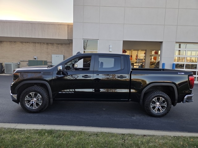 used 2024 GMC Sierra 1500 car, priced at $39,577