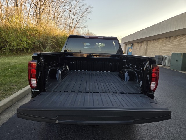used 2024 GMC Sierra 1500 car, priced at $39,577