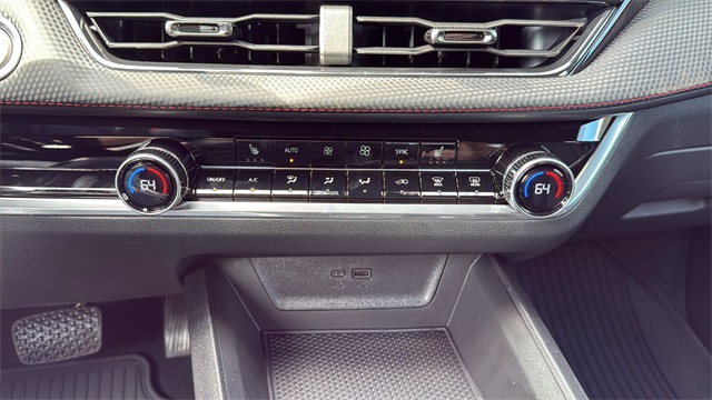 new 2026 Chevrolet Equinox car, priced at $37,635