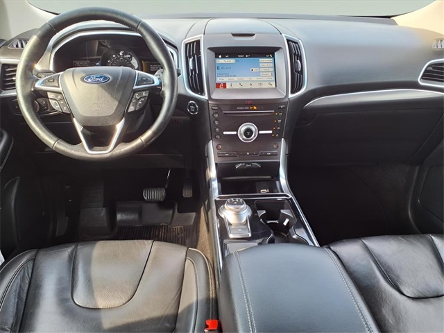 used 2019 Ford Edge car