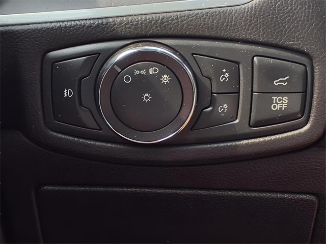 used 2019 Ford Edge car