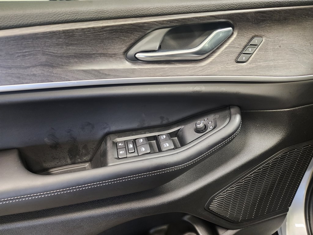 new 2025 Jeep Grand Cherokee L car, priced at $45,499
