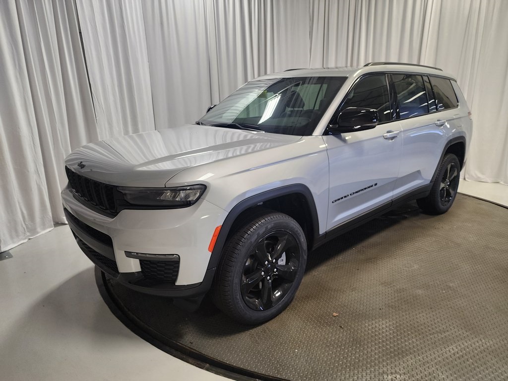 new 2025 Jeep Grand Cherokee L car, priced at $45,499
