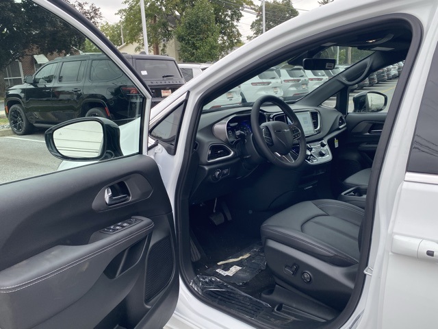 new 2026 Chrysler Voyager car, priced at $36,301