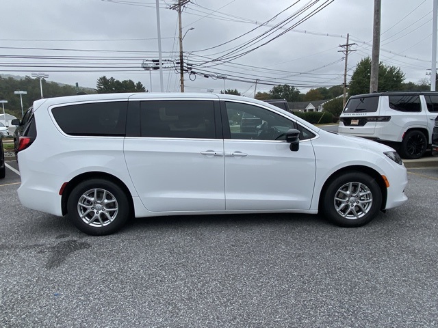 new 2026 Chrysler Voyager car, priced at $36,301