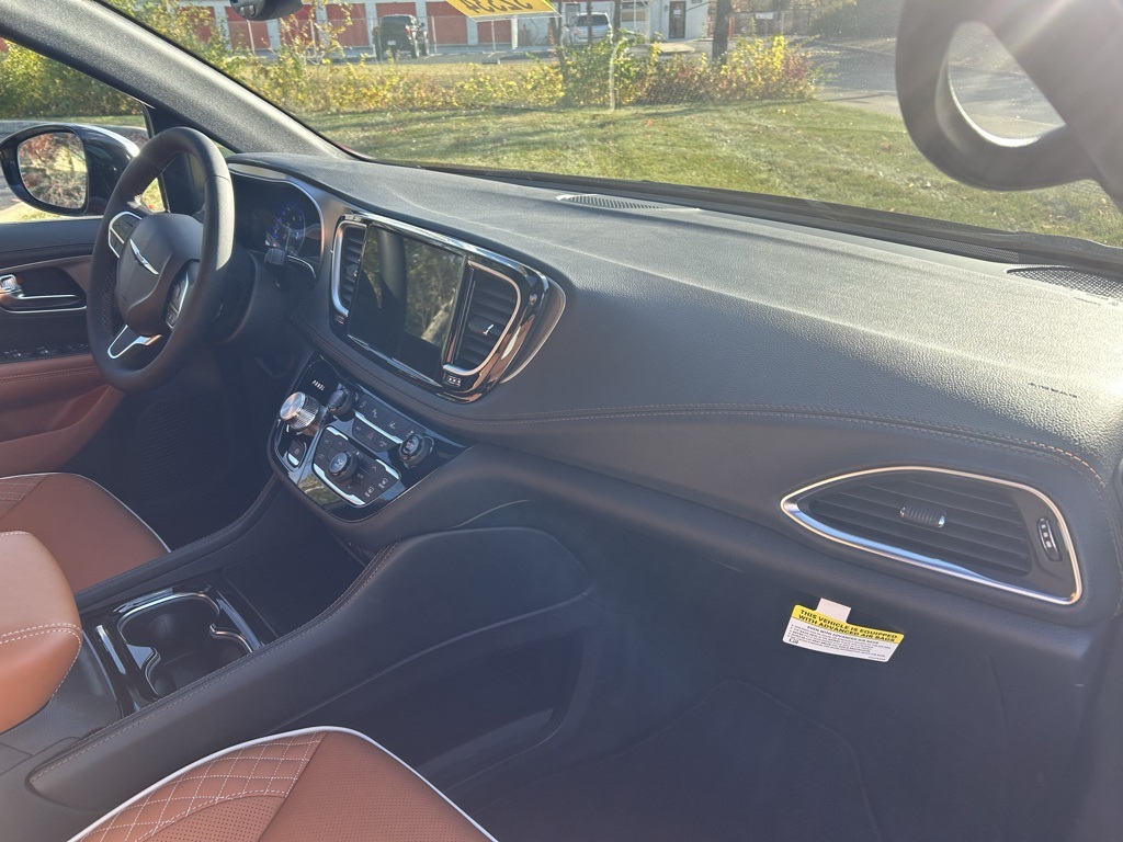 new 2026 Chrysler Pacifica car, priced at $55,325