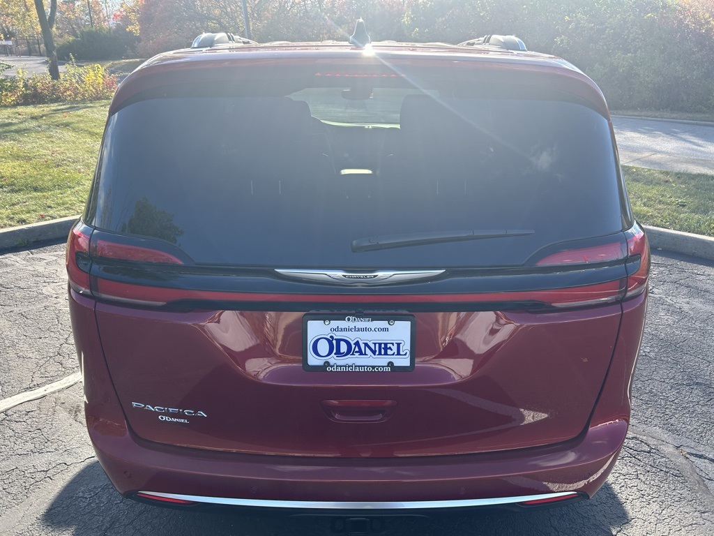 new 2026 Chrysler Pacifica car, priced at $55,325