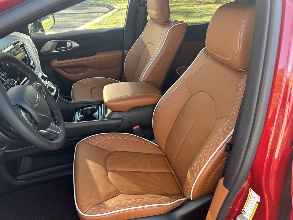 new 2026 Chrysler Pacifica car, priced at $55,325