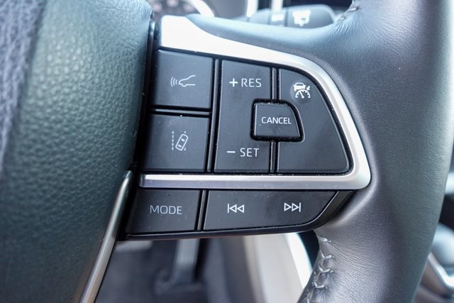 used 2023 Toyota Highlander car, priced at $36,255