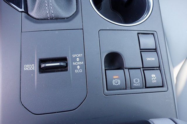 used 2023 Toyota Highlander car, priced at $36,255