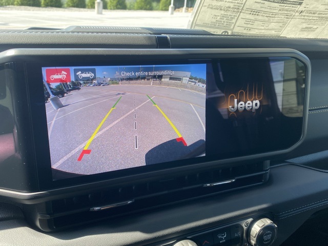 new 2025 Jeep Wrangler car, priced at $47,407