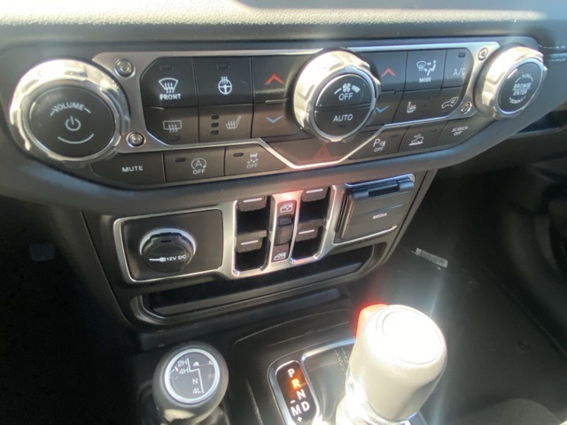 new 2025 Jeep Wrangler car, priced at $47,407