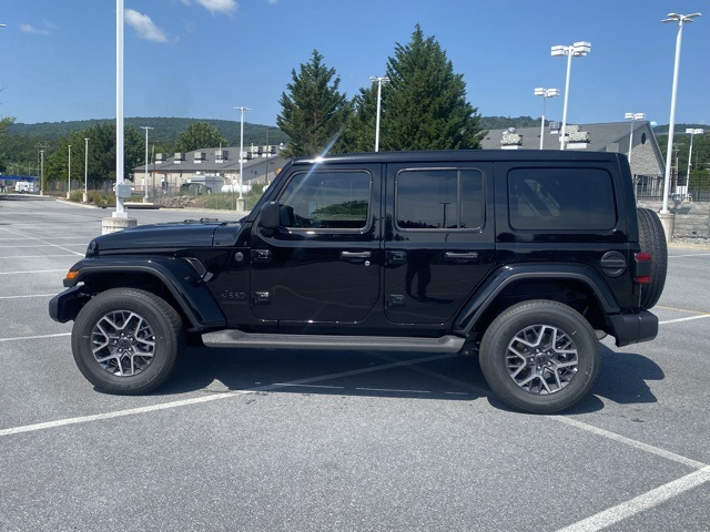 new 2025 Jeep Wrangler car, priced at $47,407