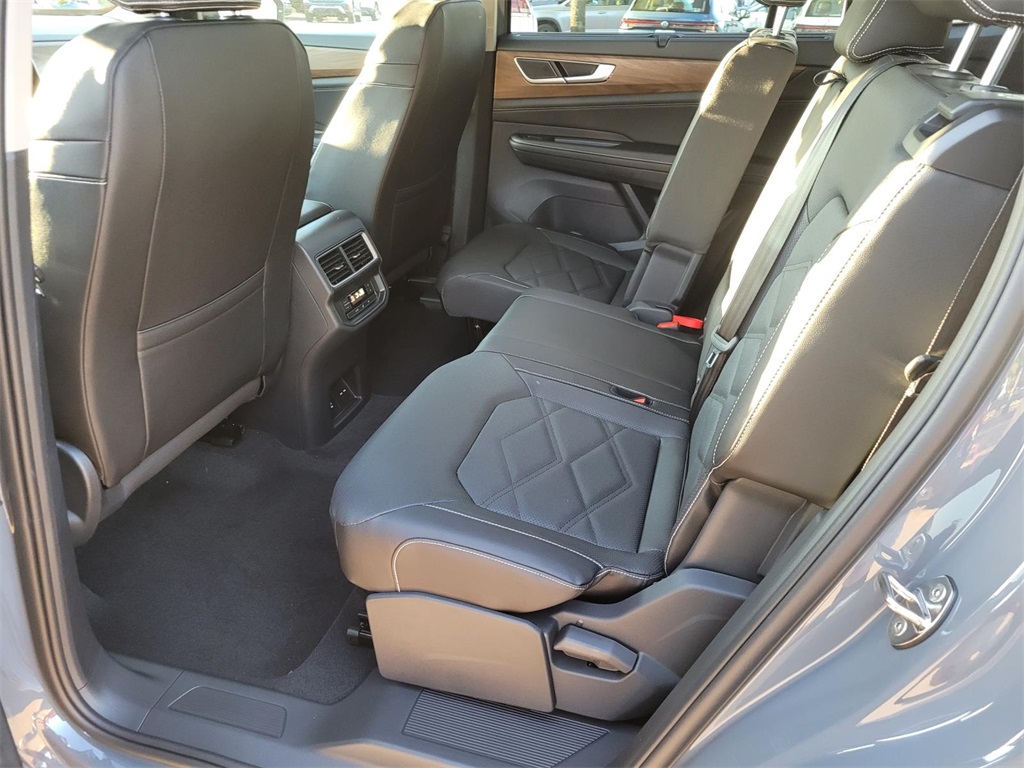 new 2026 Volkswagen Atlas car, priced at $46,891