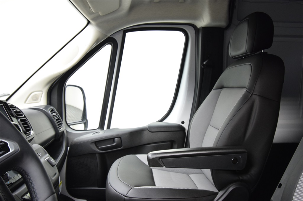 new 2024 Ram ProMaster 3500 car, priced at $48,889