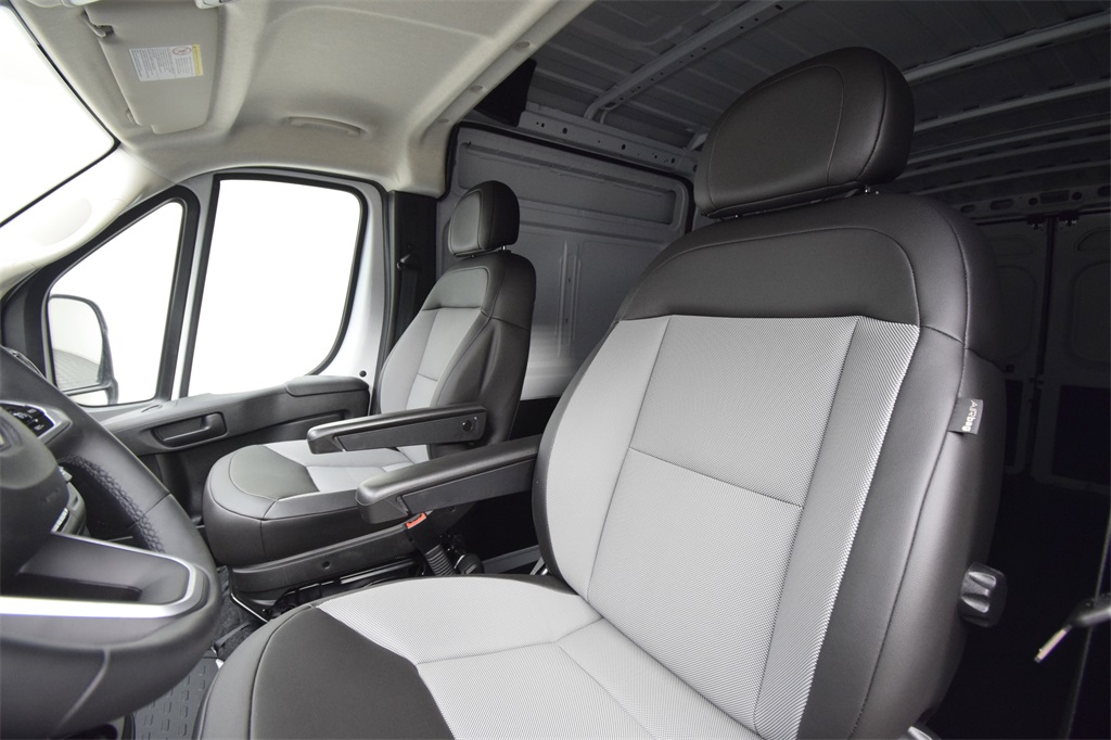 new 2024 Ram ProMaster 3500 car, priced at $48,889