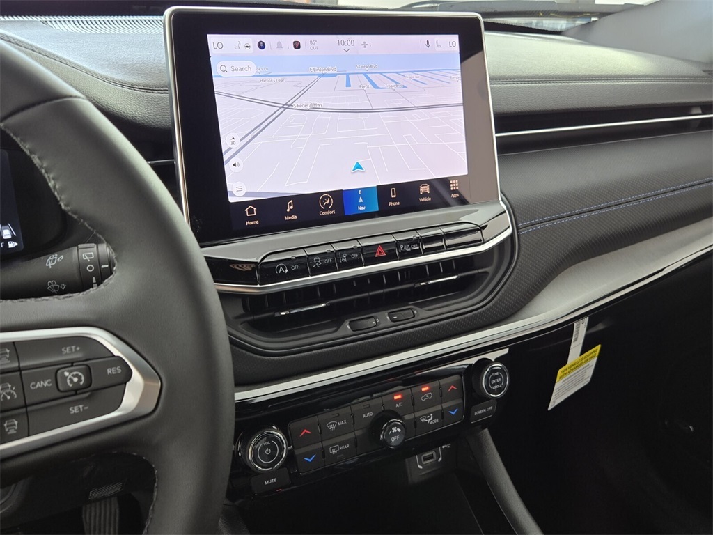 new 2025 Jeep Compass car, priced at $33,643