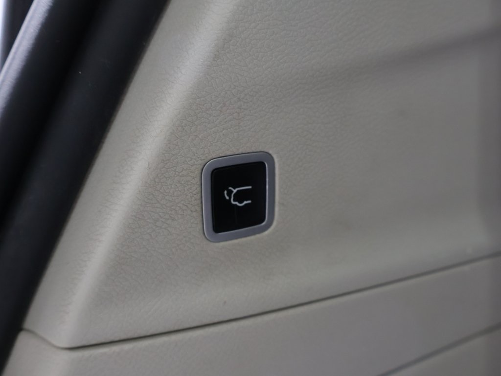 used 2017 Chrysler Pacifica car, priced at $11,500