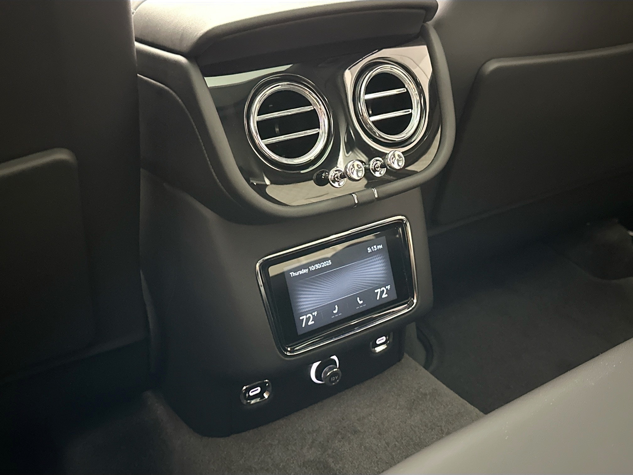 new 2025 Bentley Bentayga car